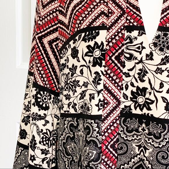 Maggy London Dress 3/4 Sleeve Mixed Print V-Neck Tie Dress Size 4 - Picture 6 of 16